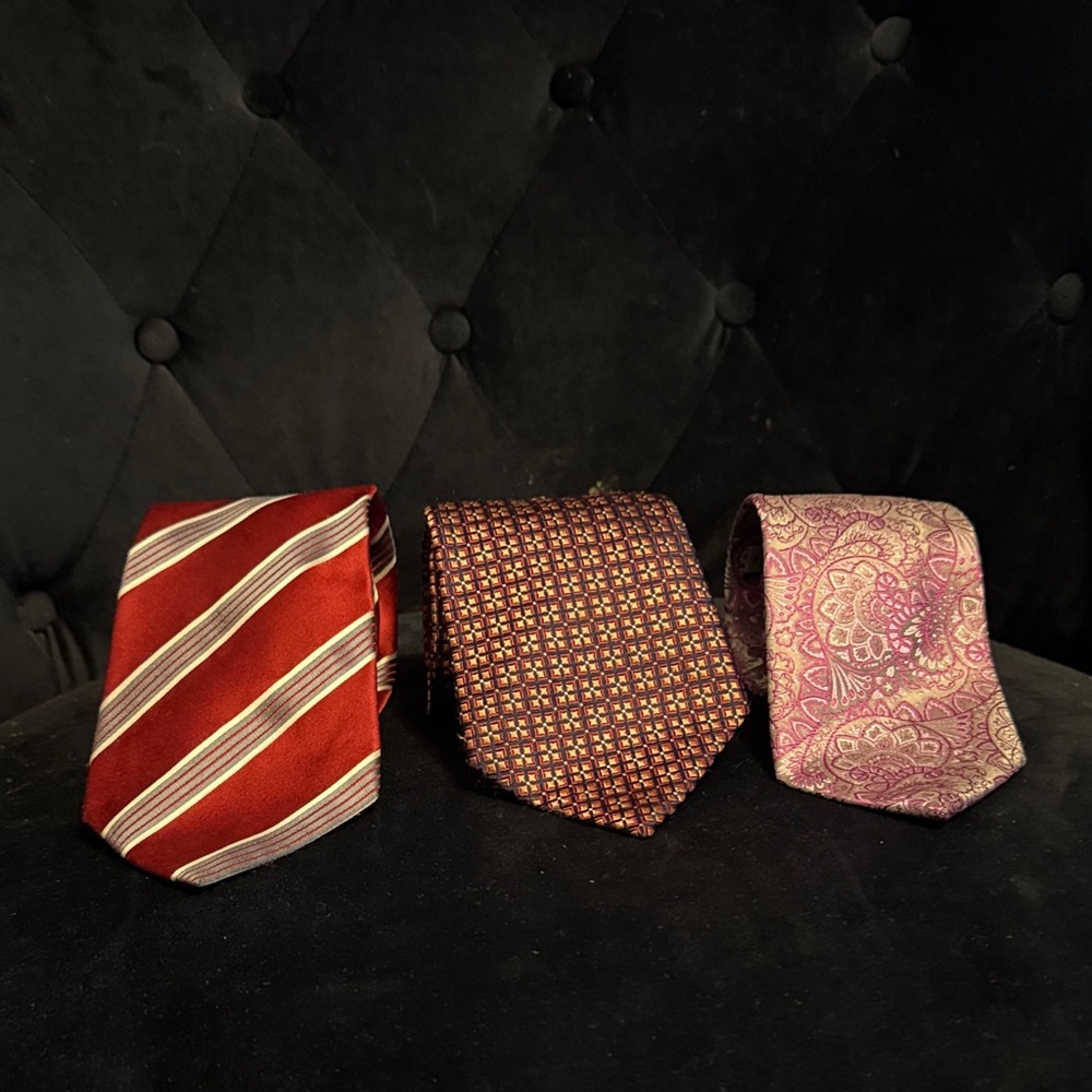 Geoffrey Beene Red, Brown, and Purple Tie Set